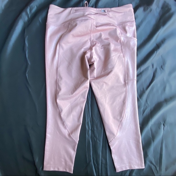 LIKE NEW Nike Running Workout Leggings - Picture 4 of 6